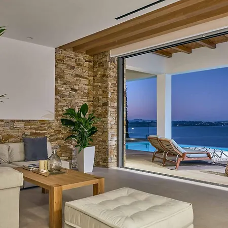 Vila Alkyonides Wing