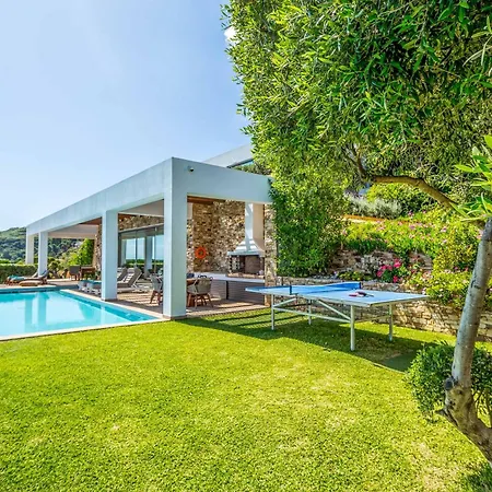 Vila Alkyonides Wing *