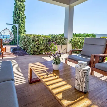 Villa Alkyonides Wing